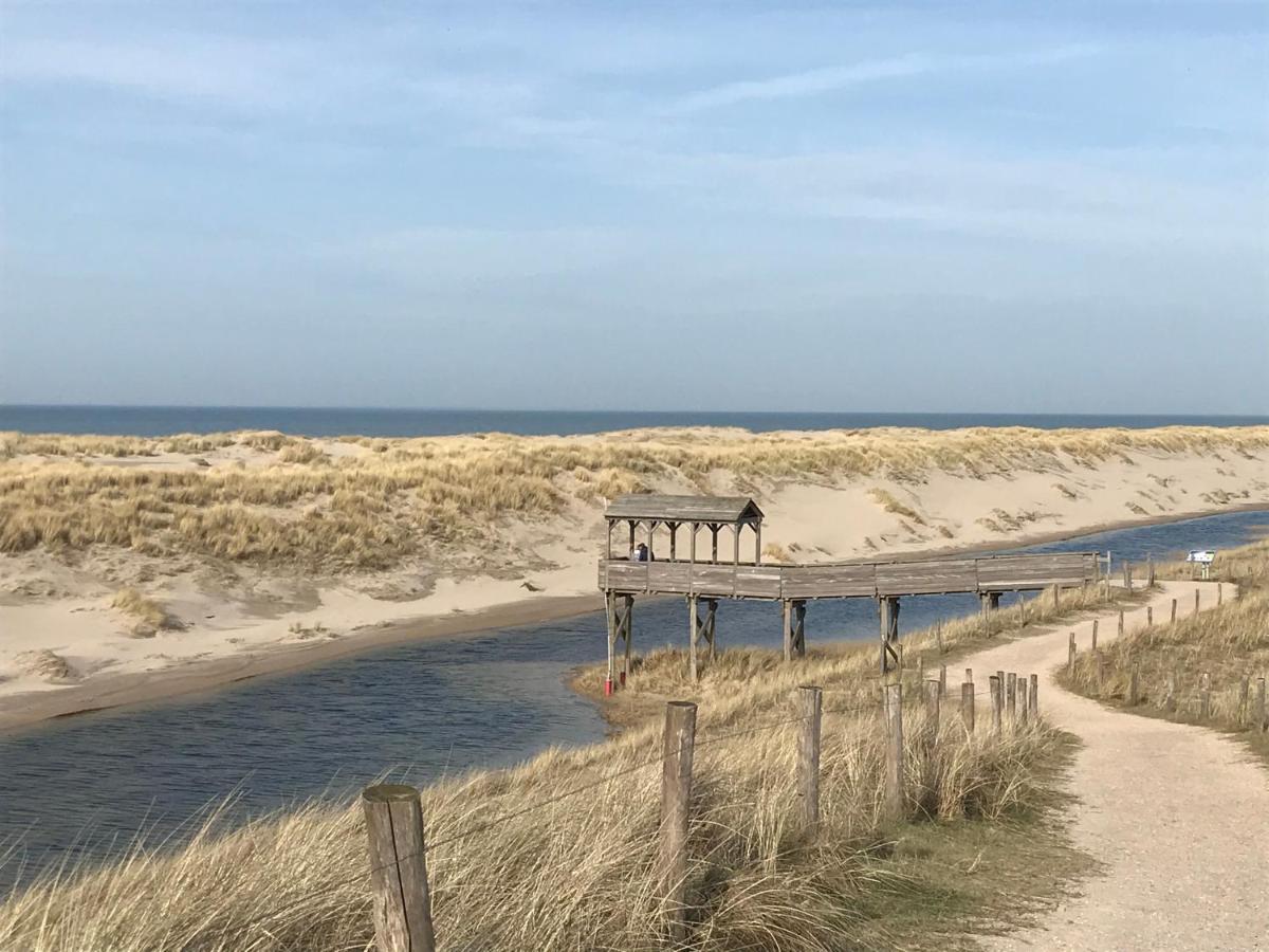 Strandhuis De Zeeparel Met Hottub Petten Exterior photo