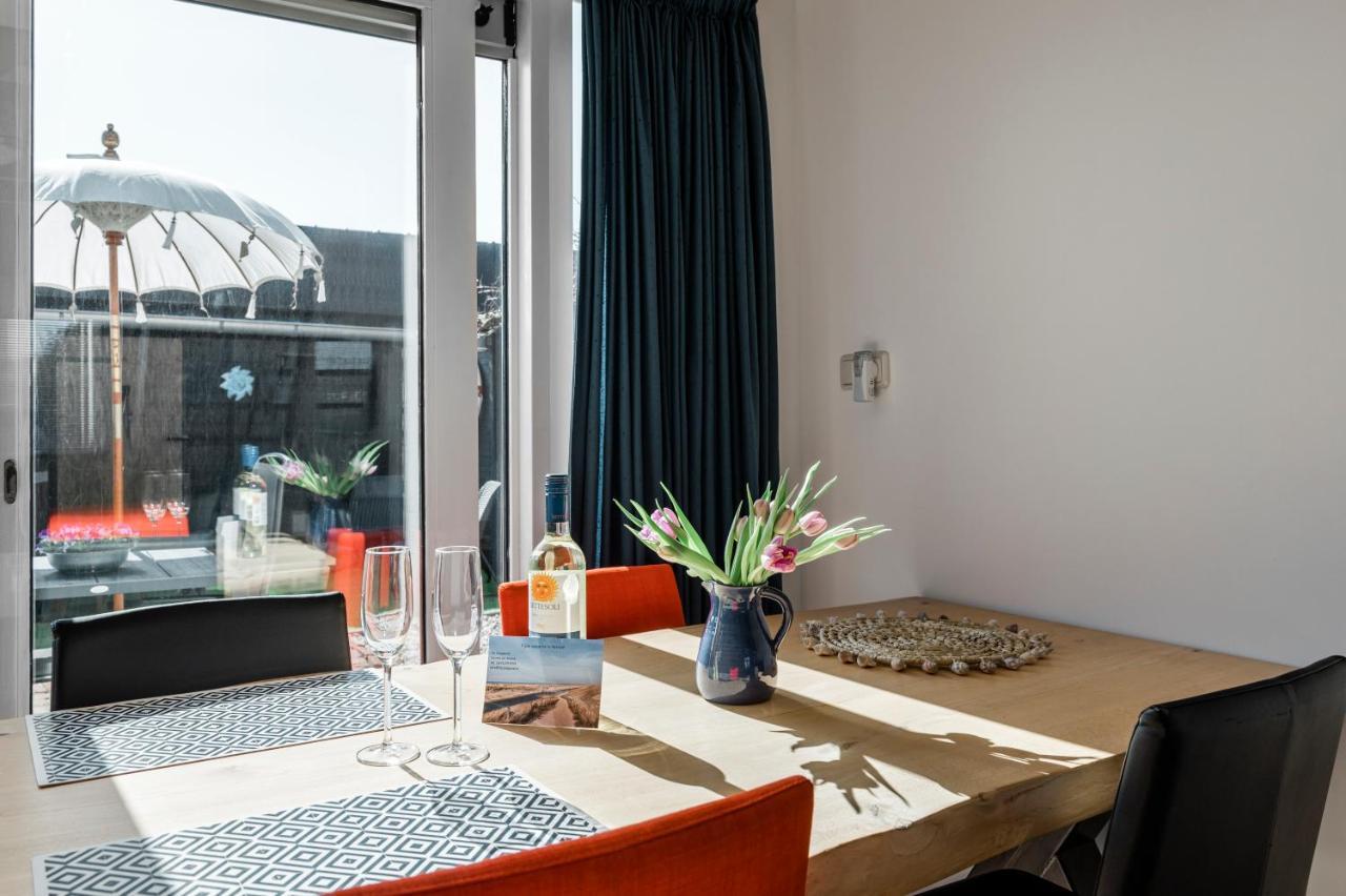 Strandhuis De Zeeparel Met Hottub Petten Exterior photo