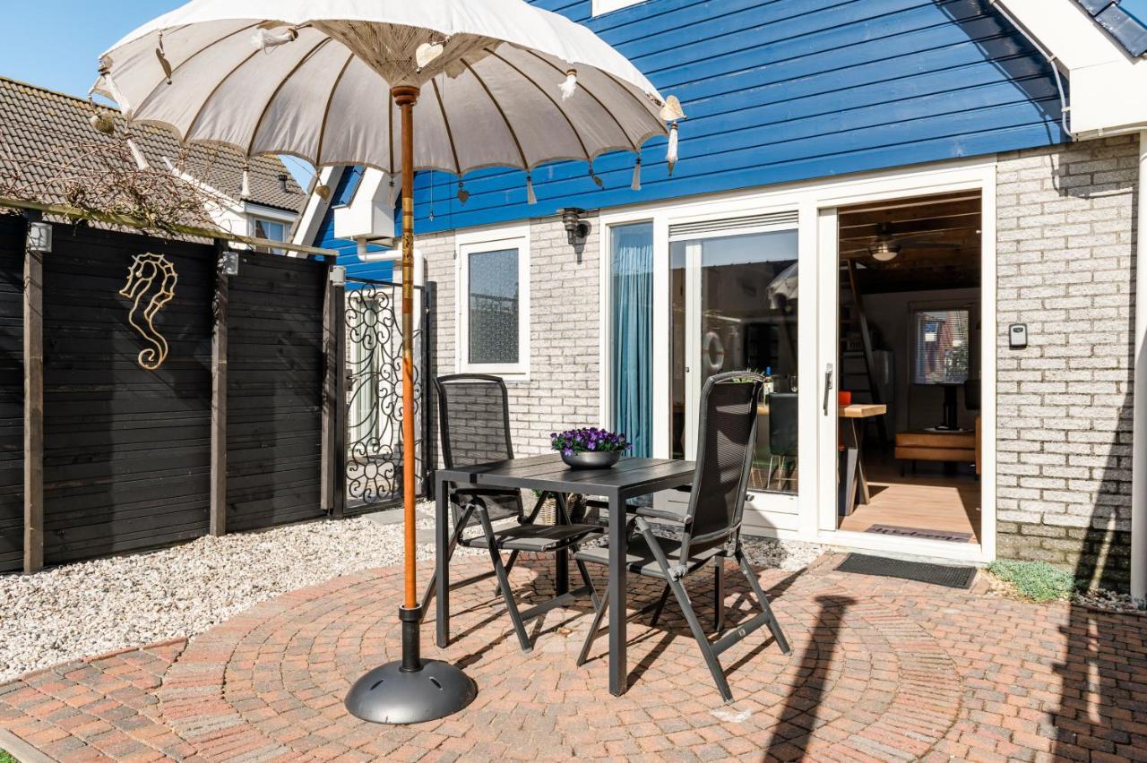 Strandhuis De Zeeparel Met Hottub Petten Exterior photo